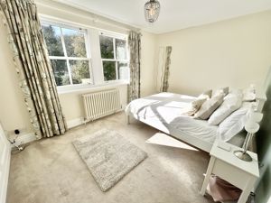 Photo 31- click for photo gallery